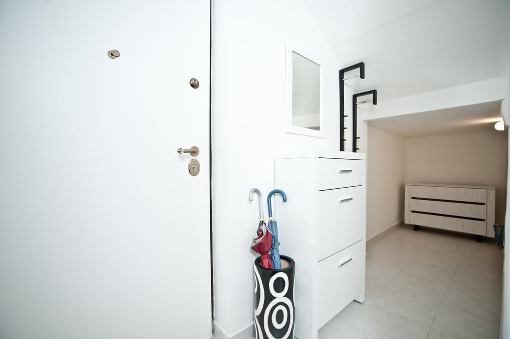 Lina Deluxe Apartment