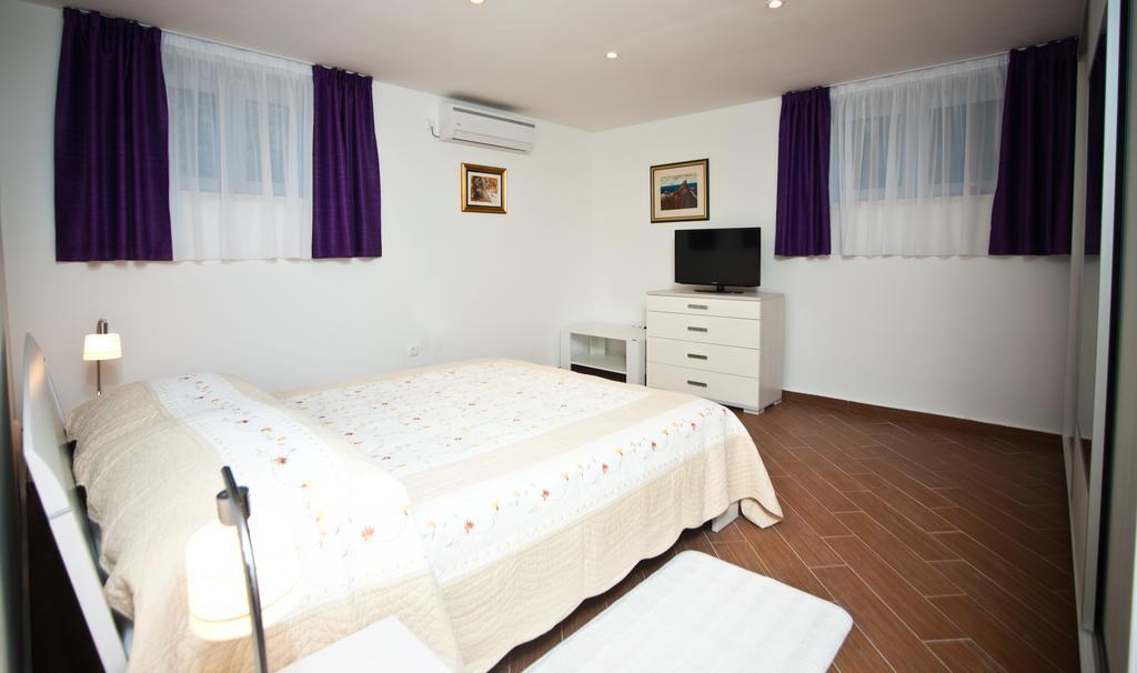 Apartment Lina Deluxe Split